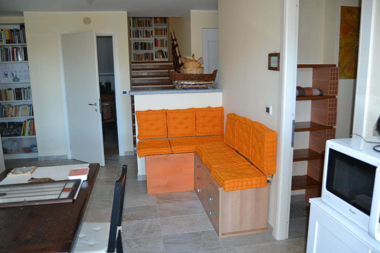 Bed and Breakfast Joie De Vivre Calice Ligure Exterior foto