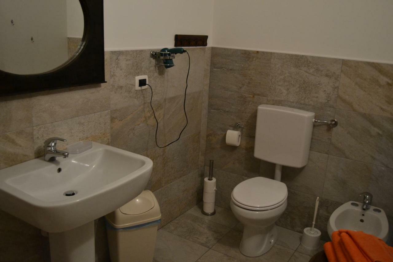 Bed and Breakfast Joie De Vivre Calice Ligure Exterior foto